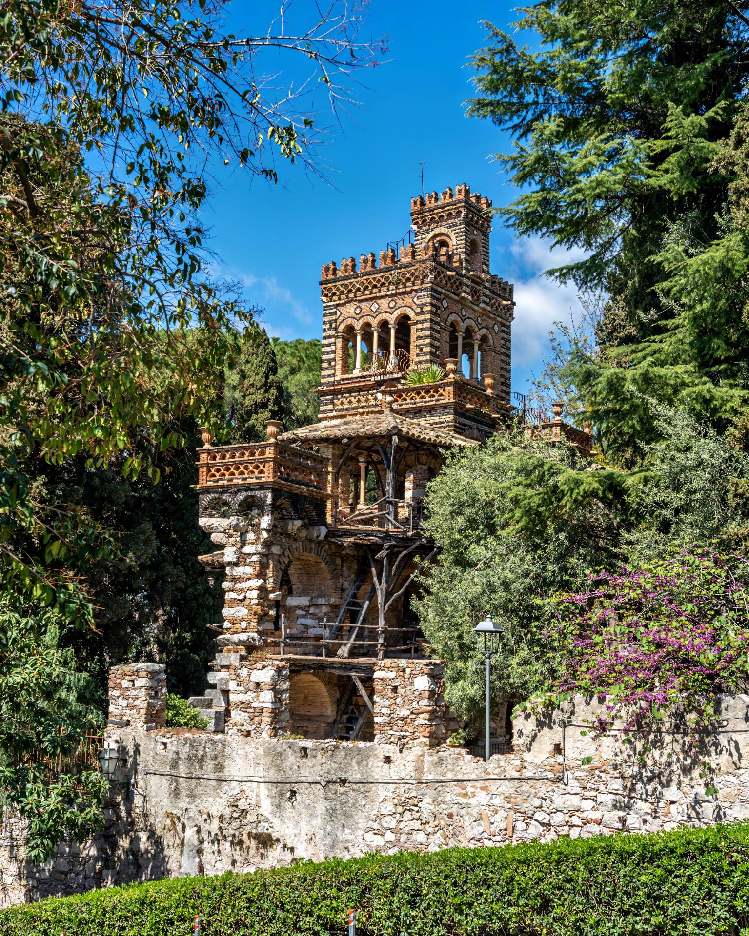 City garden or city park